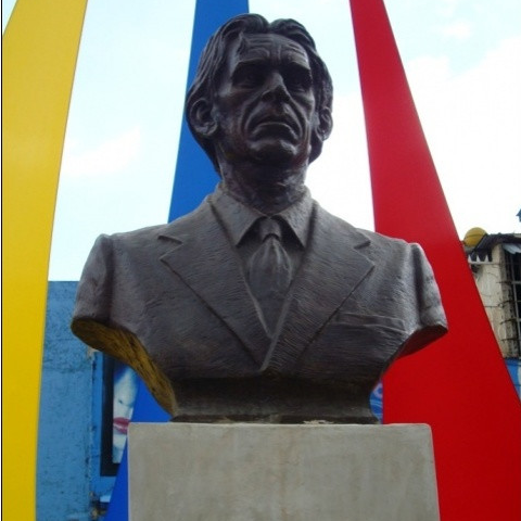 Tras su muerte el 2 de noviembre de 1980, a sus 65 años, Rengifo recibió diversos homenajes, entre ellos, el Ateneo de Caracas creó el Premio Latinoamericano de Investigación con su nombre, erigió el teatro César Rengifo del Centro Histórico de Petare, mientras que en el año 2008 la Alcaldía de Caracas a través de la Fundación para la Cultura y las Artes (Fundarte) se abrió la convocatoria para para el Premio Nacional de Dramaturgia César Rengifo. Para el año 2011, luego de una remodelación urbanística de la zona, se inauguró el "Bulevar César Rengifo", en el sector El Cementerio de Caracas Venezuela. 