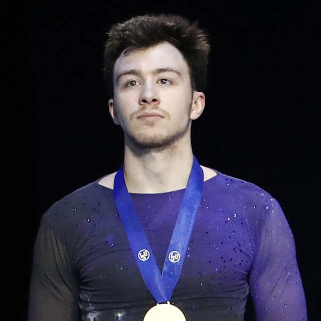 Дмитрий алиев 2022. Дмитрий алиев фигурист. Дима алиев фигурист. Алиев фигурист. Дмитрий алиев 2022.