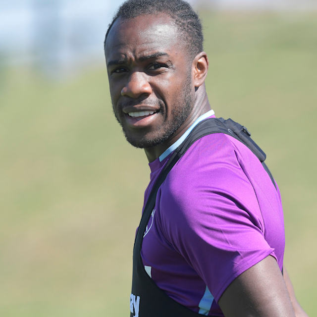 Два антонио. Michail antonio. антонио негри.