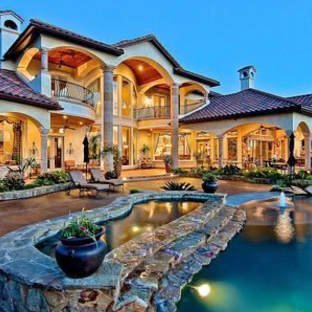 Mansion in Beverly Hills