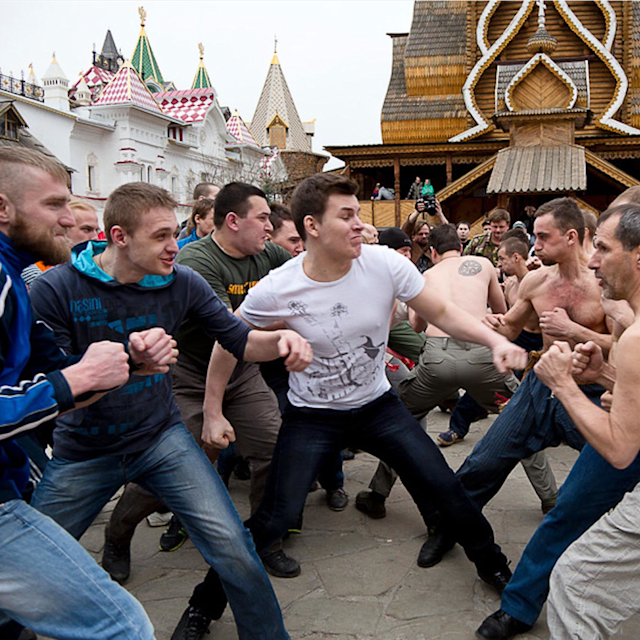 Fighting bear handed