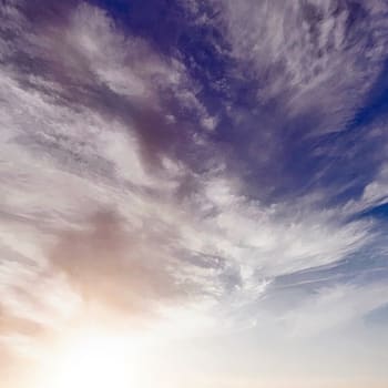 Sky/wind