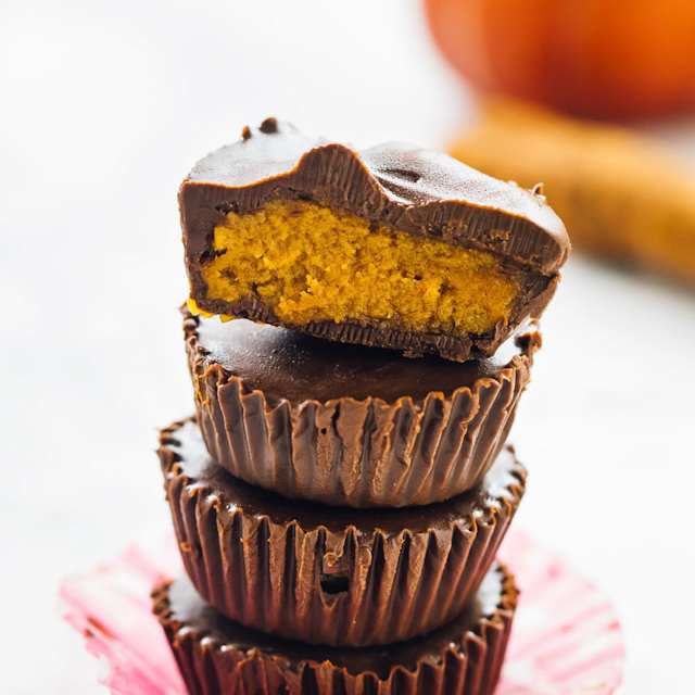 Pumpkin Chocolate Cups