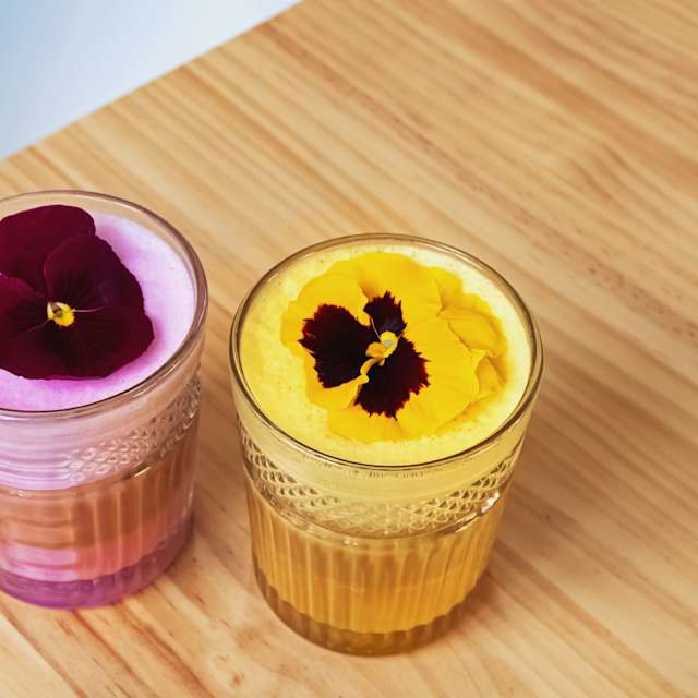 Flowery lattes