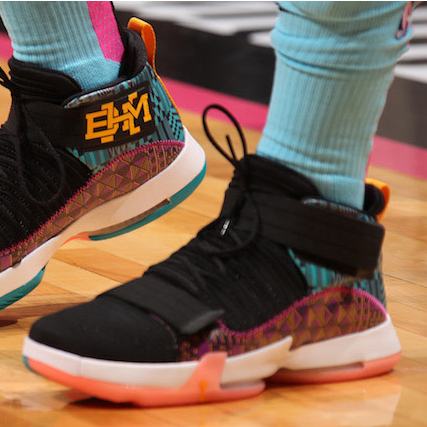 Which player had the best kicks in Week 6 in the NBA ESPN