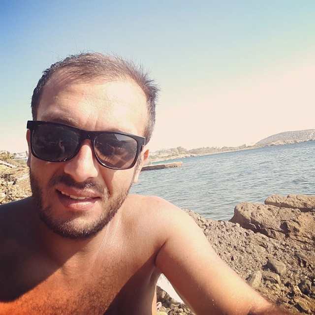 Akin ✔
