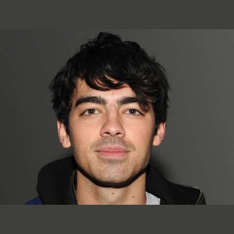 Which Joe Jonas Hairstyle Is Your Favorite