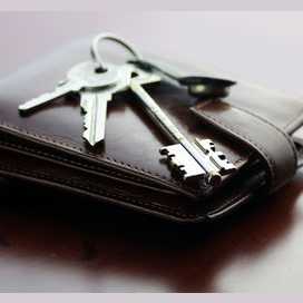 Wallet/ phone/ keys