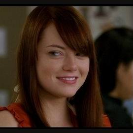 Jules (Emma Stone)