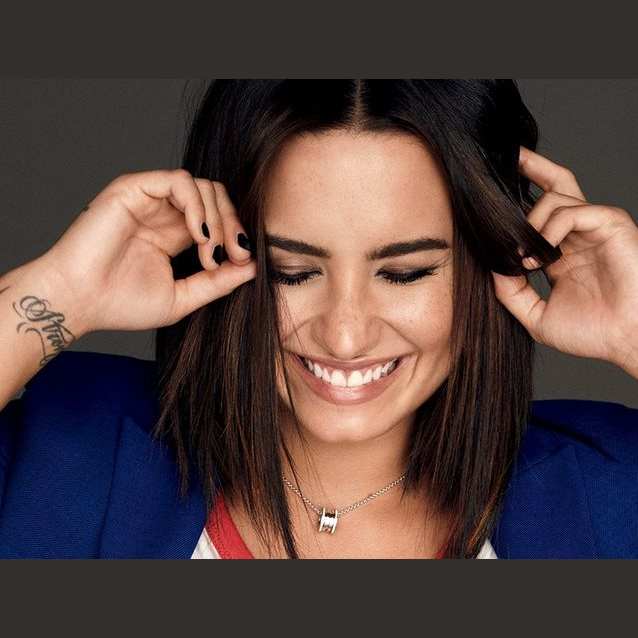 Demi Lovato, #GIRLPOWER