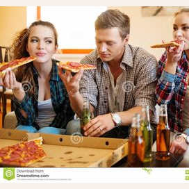 Eat at Pizza Hut