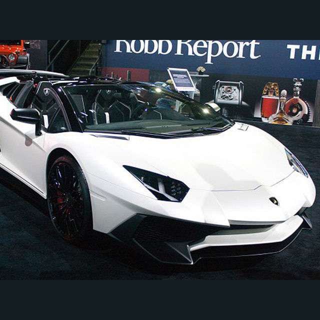Lamborghini Aventador SV Roadster
