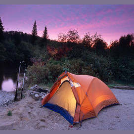 Duermo tirado en cualquier lado, no tengo problemas. Si sale camping, ¡mejor!