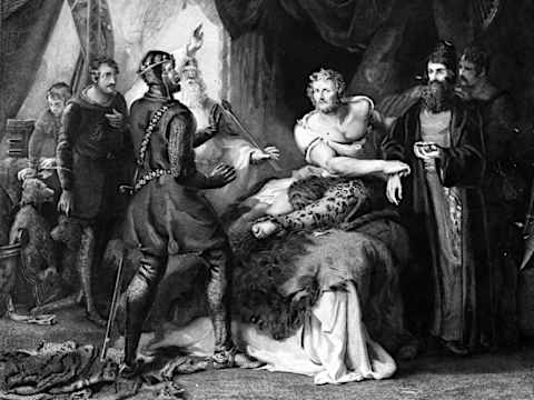 Él tomó por la fuerza a las señoras, hijas y parientes de sus hombres libres y las hizo sus concubinas… Y luego de haber extinguido el ardor de su lujuria con ellas, echó mano de sus soldados para lo mismo”.