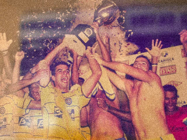 Mural de fotos em Conselheiro Galvão relembra até hoje a conquista desse histórico título