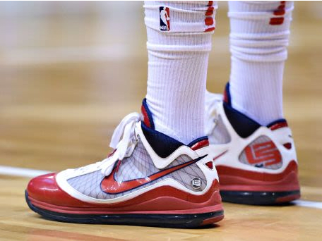 diana taurasi lebron 7