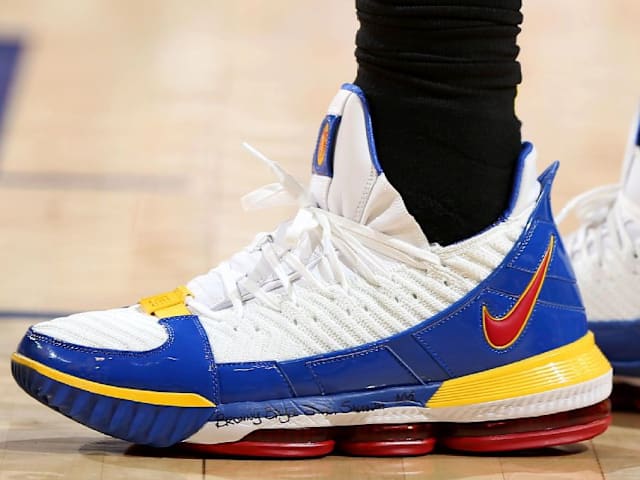 lebron james stewie shoes