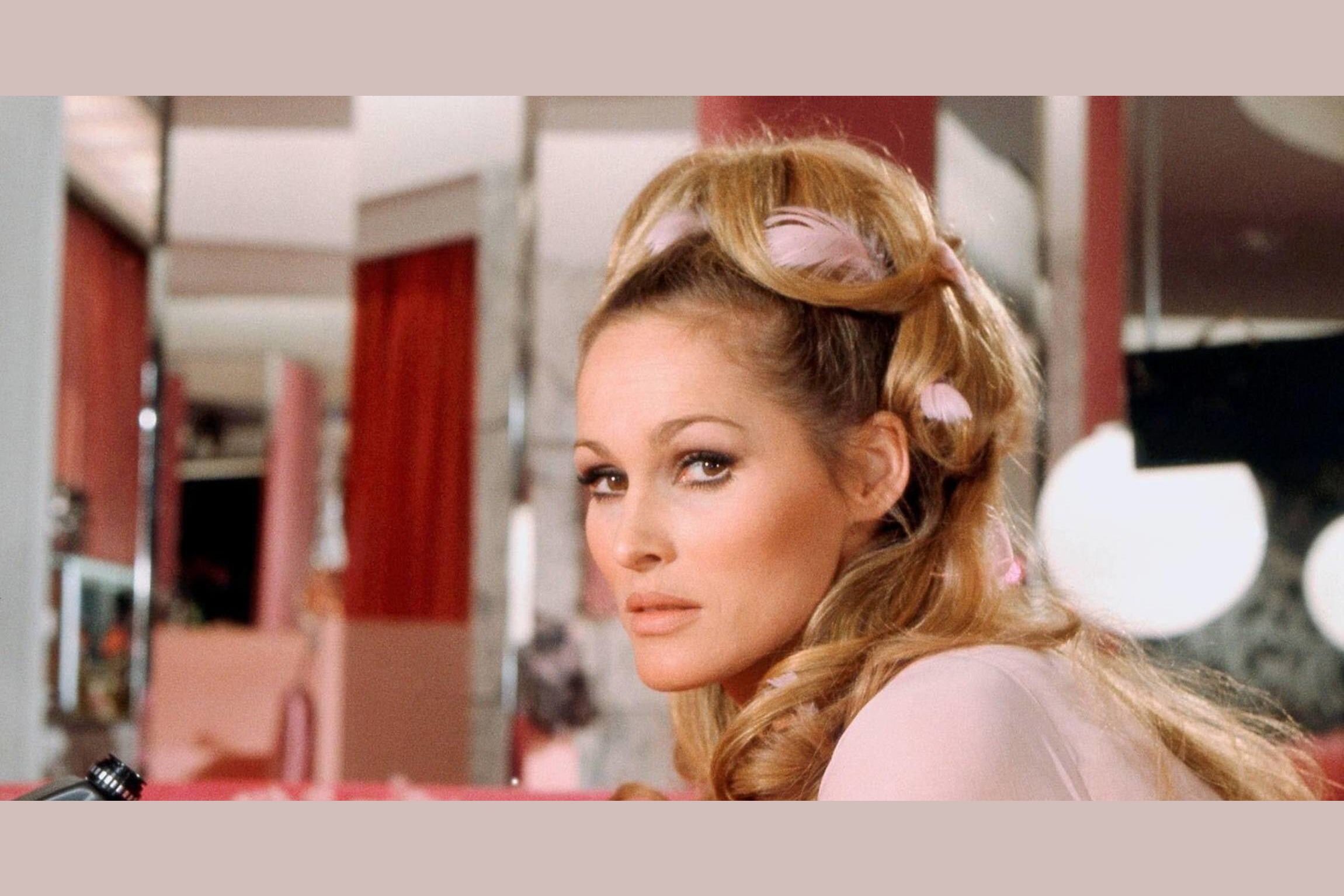 Ursula Andress