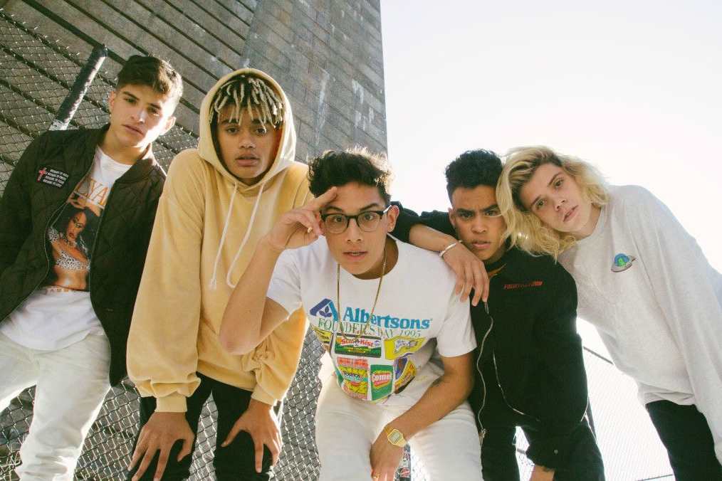 This Quiz Will Reveal Who You Prettymuch Soulmate Is By Your Boyband Taste No quizur voce encontra os melhores e mais divertidos testes e quizzes de prettymuch da internet. reveal who you prettymuch soulmate
