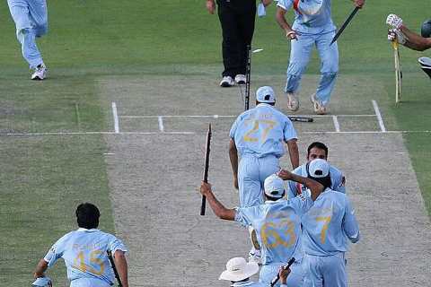 True Or False Quiz From Kapil Playing Football To Dravid S Bowling