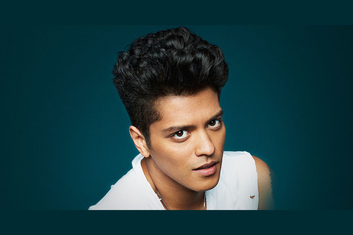 Bruno mars перевод. Бруно Марс. Bruno Mars Photoshoot. Peter Gene Hernandez. Bruno Mars 24k Magic.