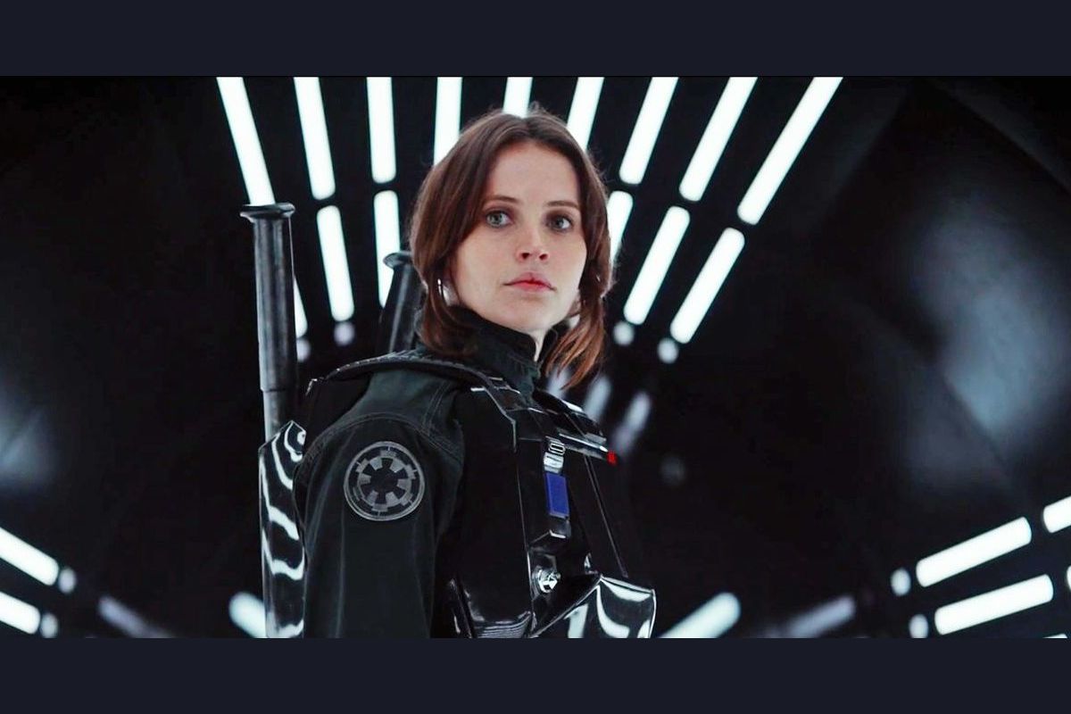 Гадаем на «Звездных войнах»: получите пророчество на 2017-й