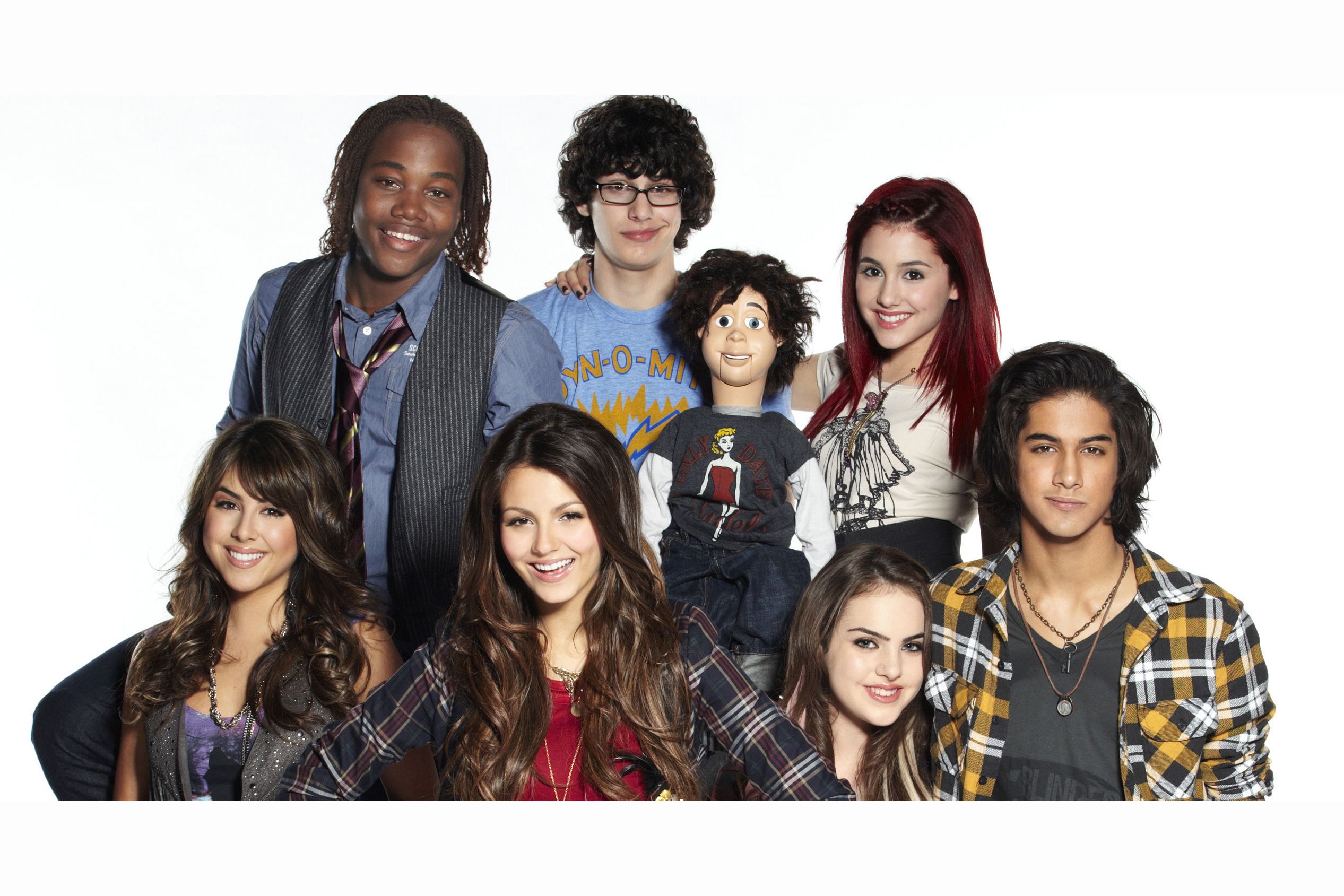 Favourite tv. Виктория победительница надпись. Виктория победительн4 обложка. Victorious Empire. Сериалы Никелодеон про поп певиц.