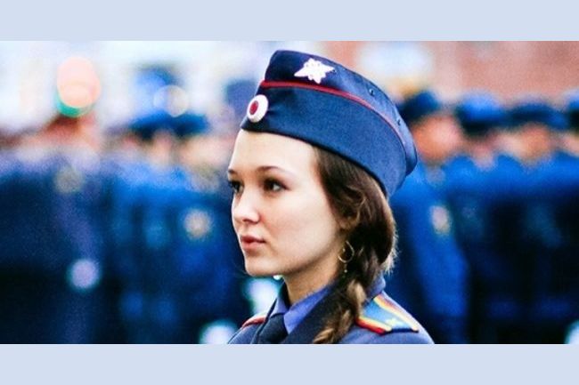 Униформа сухопутных войск сша. Как быть в форме. Женскамявоенная форма. Как быть в форме. Девушки в форме.