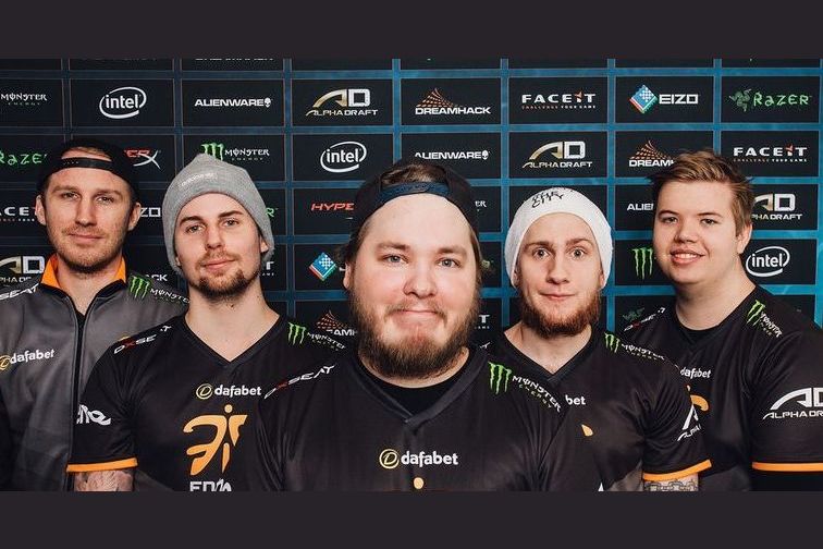 Who's the Best CSGO Team in the World?