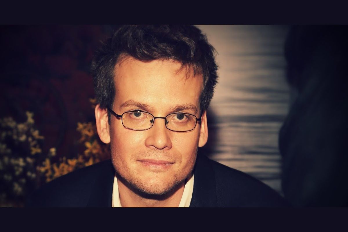 How Well Do You REALLY Know John Green?