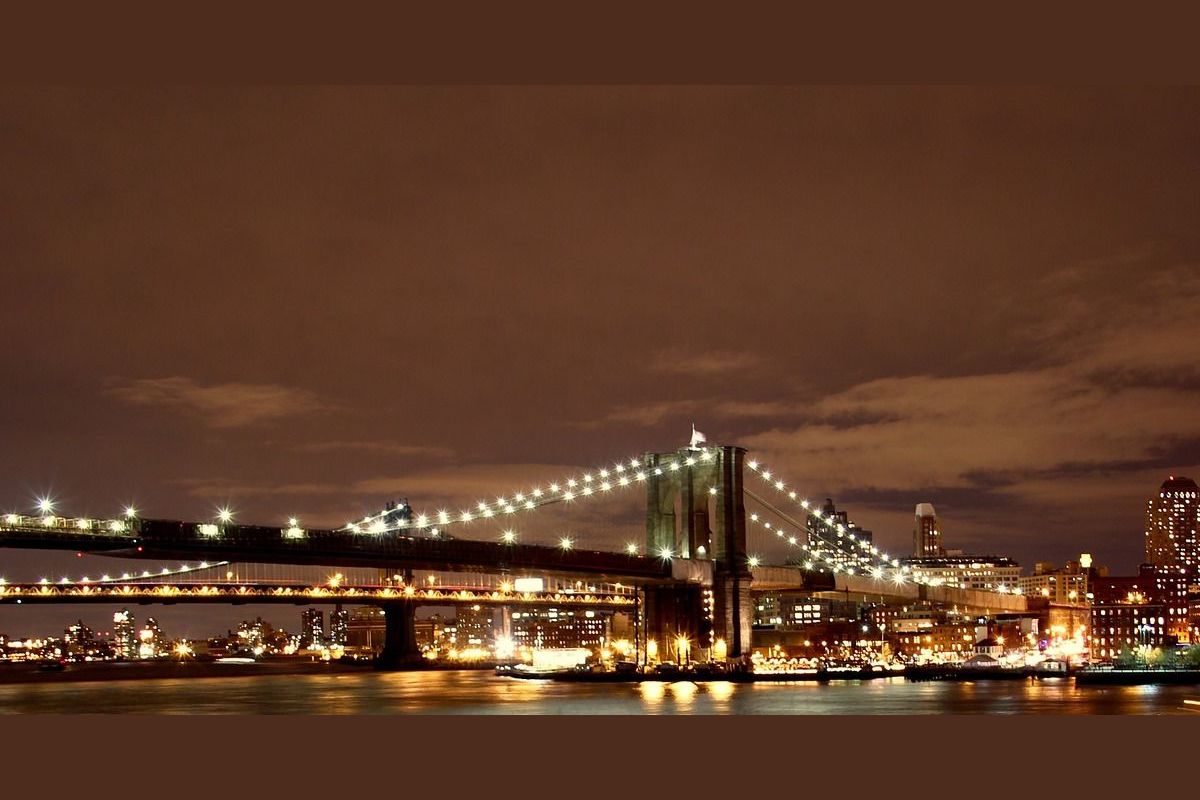 Expressions with Light