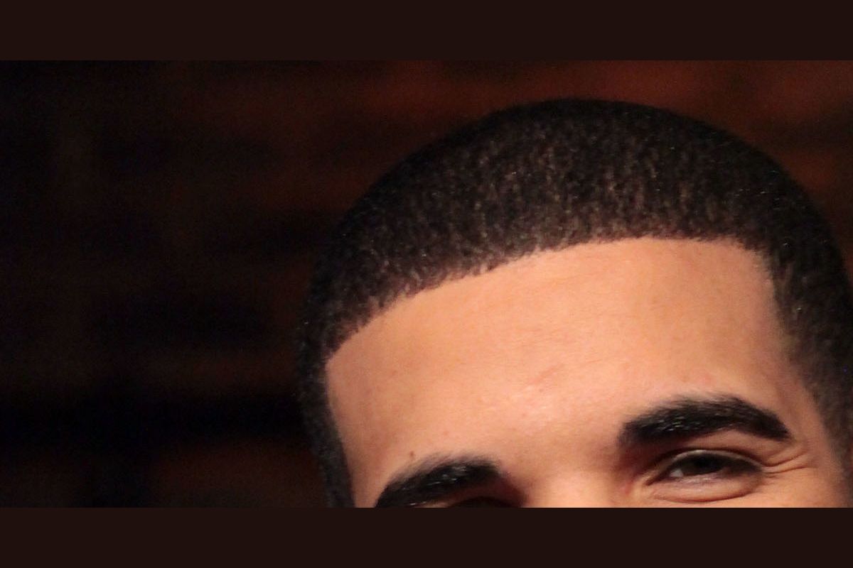 Drakes Age The Definitive Biography Youve Been Waiting For - eggy1jl