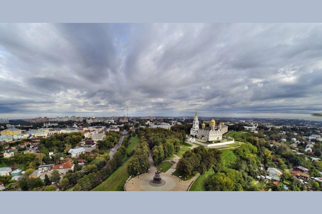 В каком городе находится фото