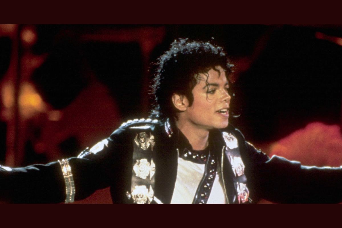 Все клипы майкла джексона. Джексон Пинкни актер. Michael Jackson Bad album.