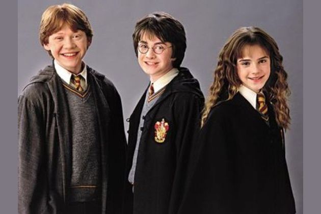 Cute Harry Potter Golden Trio, harry potter and friends HD wallpaper |  Pxfuel