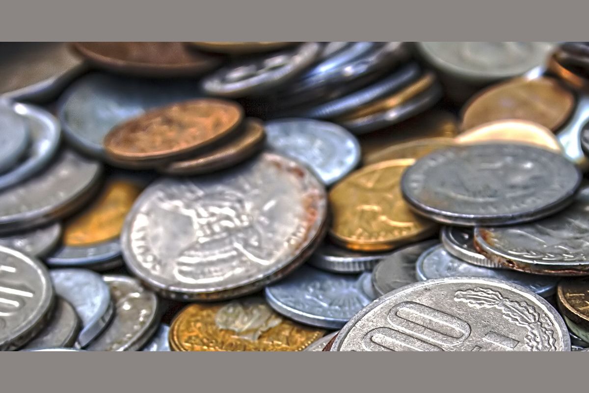 10 questions about the chemistry of coins