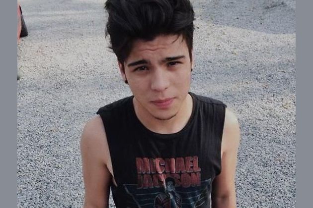 Mario bautista sin playera online