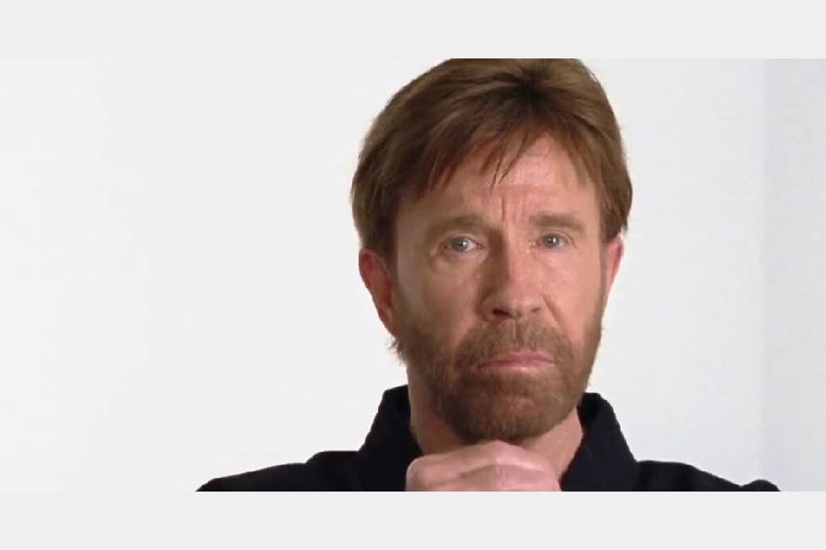 Chuck Norris & Yoga