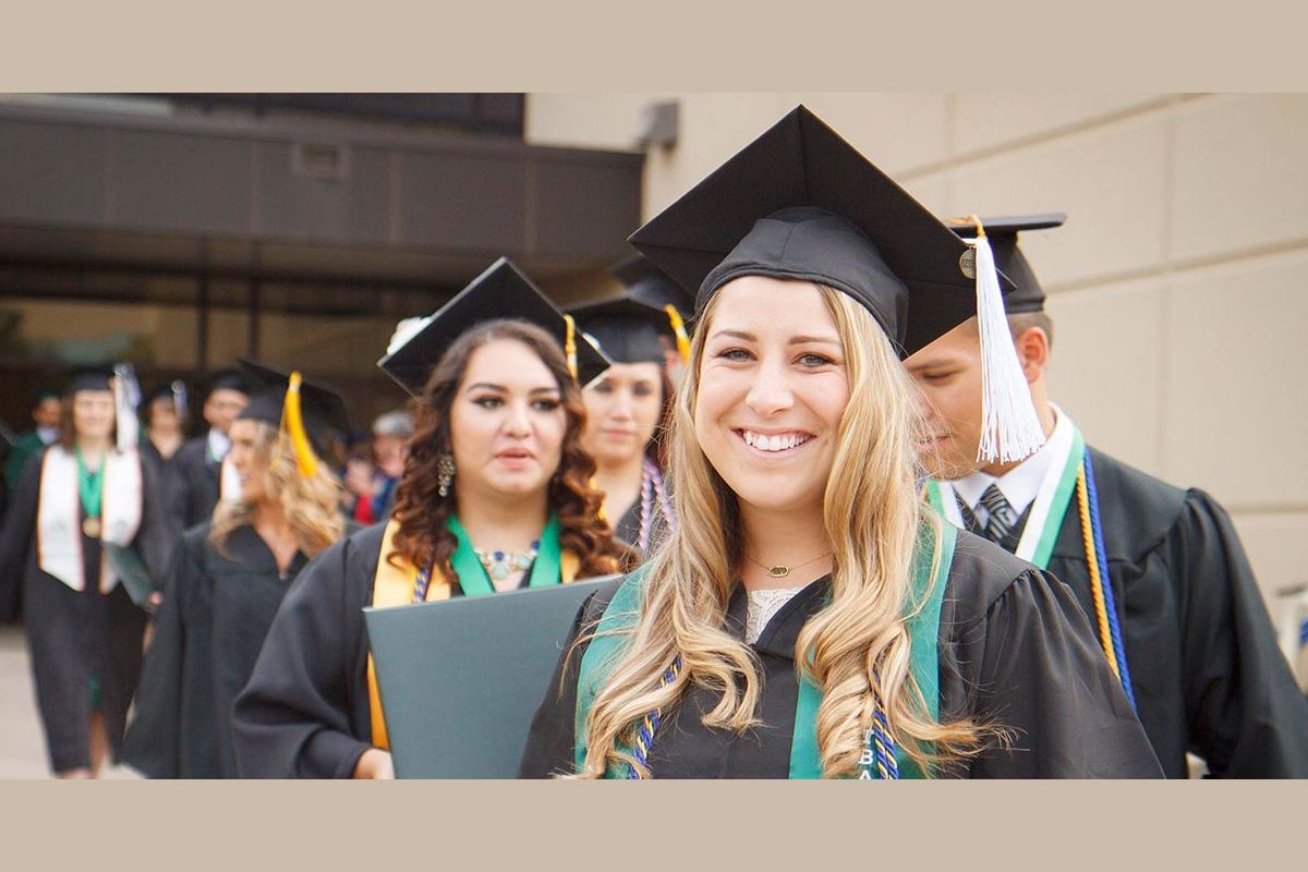7 Things UT Dallas Students Need to Know Heading Into Graduation