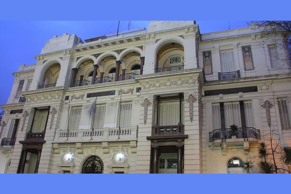 Sistema judicial uruguayo