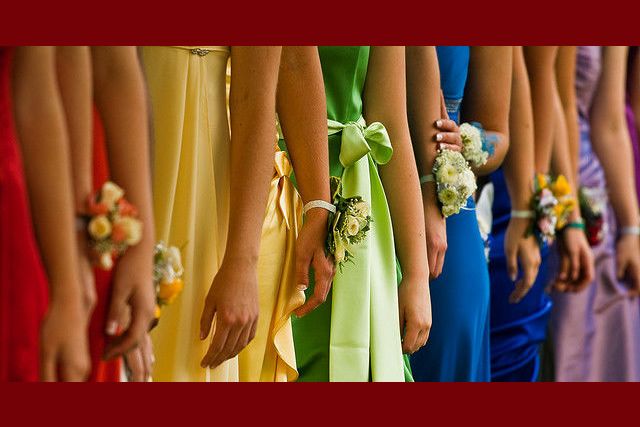 What dress should you wear to prom?