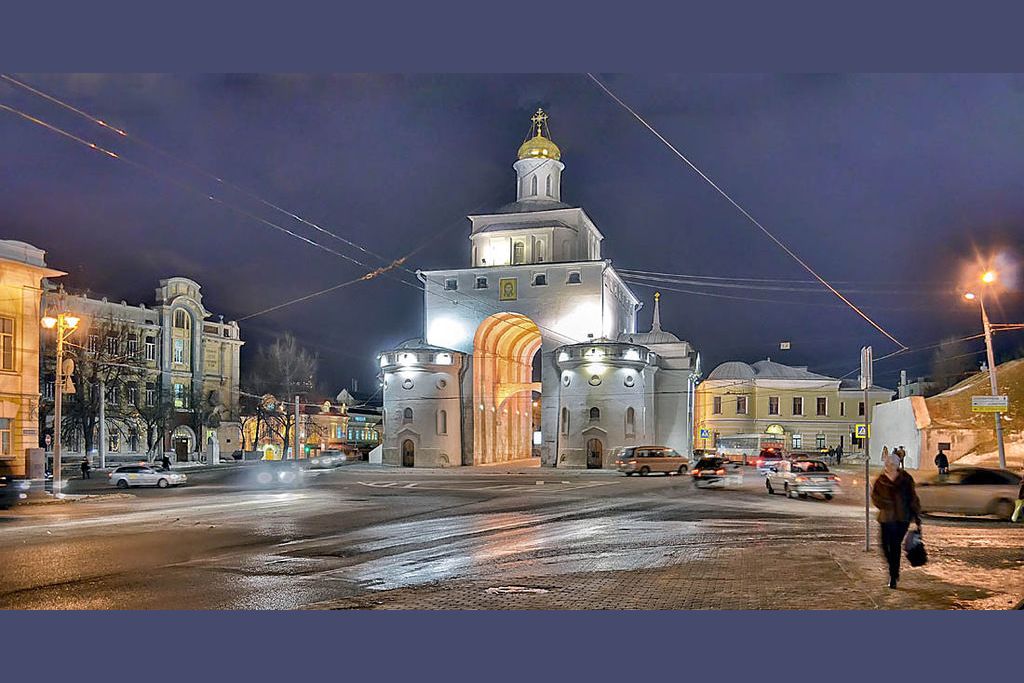 Территория города владимира. Владимир. Город Владимир зима золотые ворота. Климат Владимира. Владимир в июне фото.