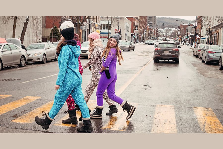 Is it ok to wear pyjamas in public?