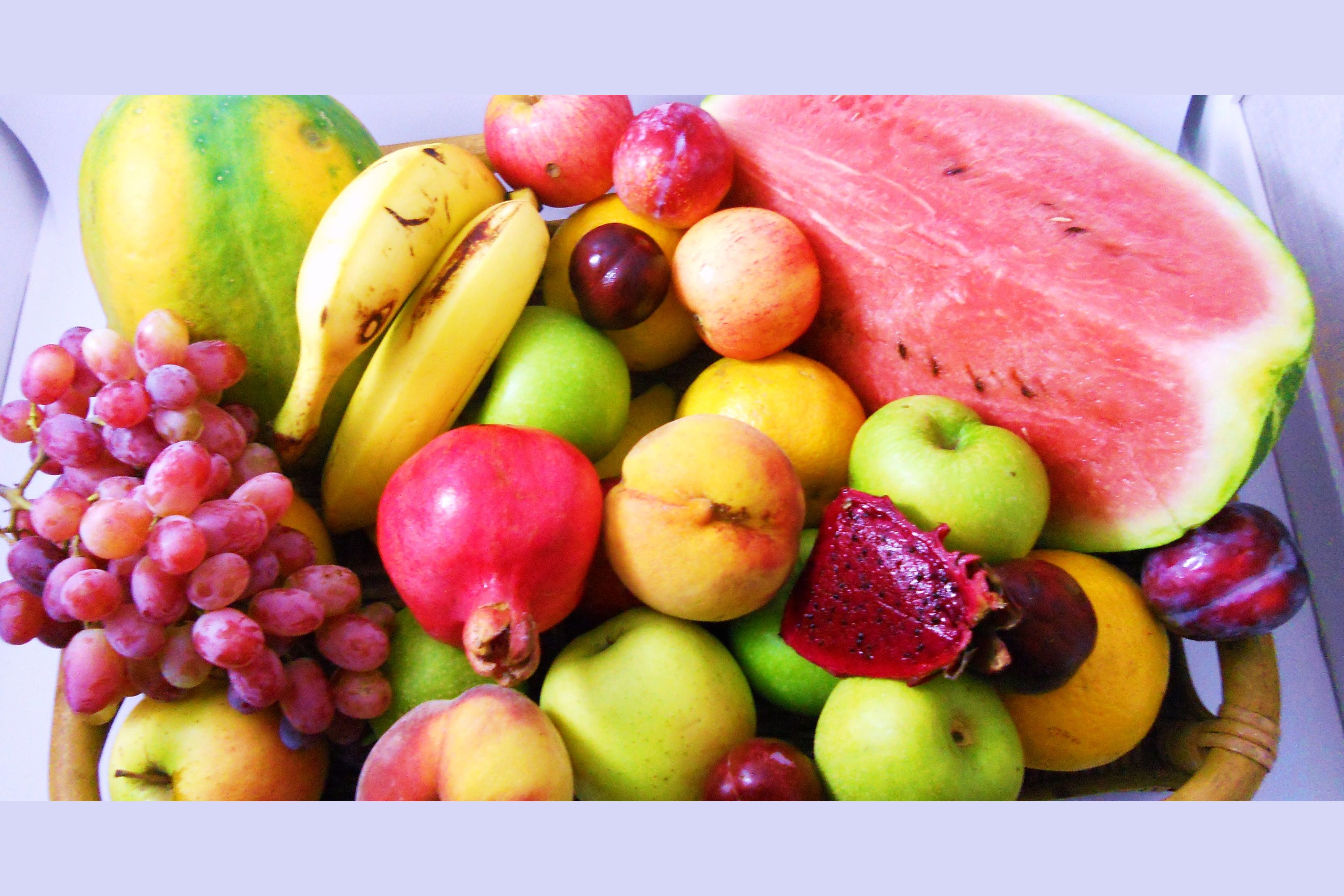 Картина фрукты. Художник ellery gutierrez. Разные фрукты. Фрукты для детского сада. Выбирает фрукты.