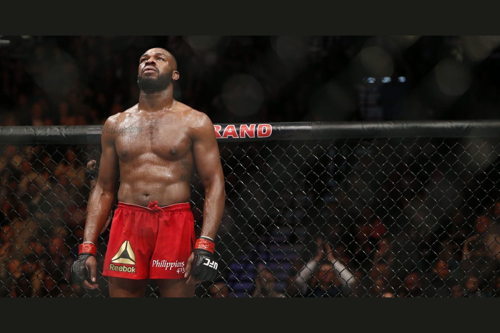 John johnson. Юфс Джон Джонсон. Джон Джонс (боец). Jon Jones UFC. Октагон ММА юфс Джонс Джонс.