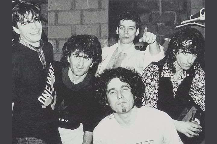 Qué bandas de rock en español de los 80 y 90 reconoces?