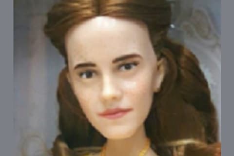 Mu eca de Emma Watson como Bella