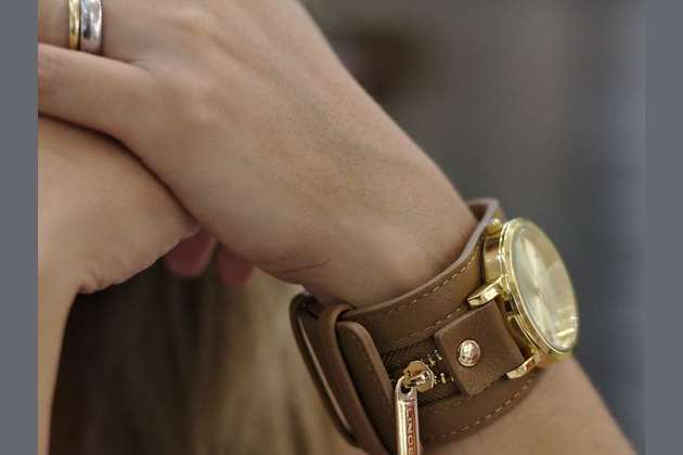 Can We Guess Your Type Of Watch Preference Based On These Random Questions That's the only way you'll find out who you probably could've been in a past life. playbuzz