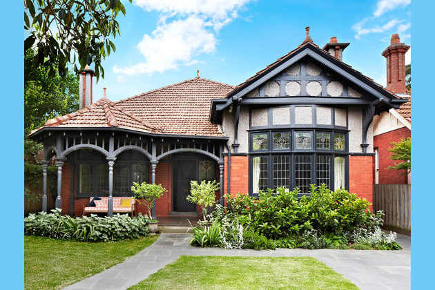 Do You Know Your Aussie Architecture Styles More decorative than classical styles, walls were thinner, columns more slender, windows adorned.
