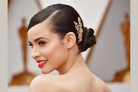 Quiz Which Hair Bun Should You Rock At Prom